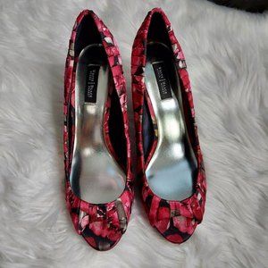 WHBM Floral Print Pleated Heels sz 7.5